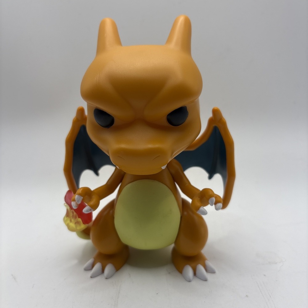 Funko Pop! Games Pokémon Charizard Vinyl 5"‎ Figure 2021